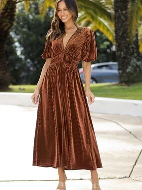 Brown Velvet V-Neck Puff Sleeve Maxi Dress